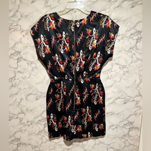 French Connection Printed Silk Blend
Mini Dress Size 2 - Picture 3 of 4
